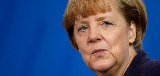 Merkel: Suočiti se sa zločinima