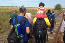 Sa izbeglicama na mađarskoj granici: Ograda nas neće zaustaviti