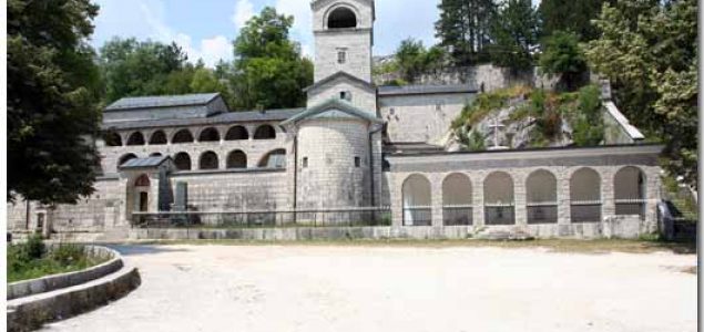 Država hoće da SPC prepusti Cetinjski manastir
