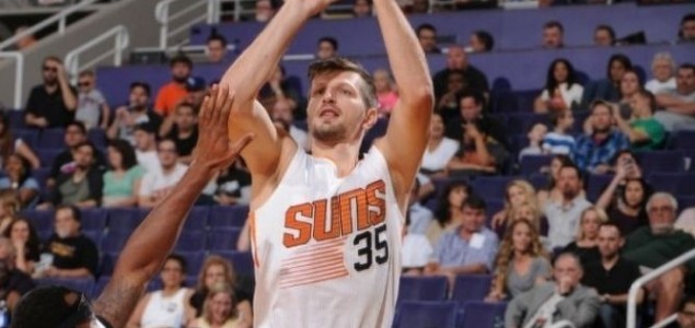 Sedam poena Teletovića u novom porazu Phoenix Sunsa