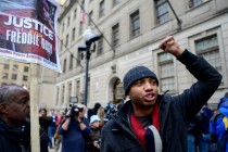 Poništen proces policajcu optuženom za ubojsto crnca u Baltimoreu