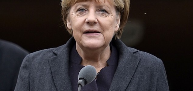 Merkel: Ubrzati proces deportacije migranata