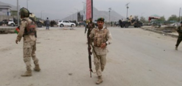 Veliki broj ljudi poginuo u napadu talibana u Kabulu