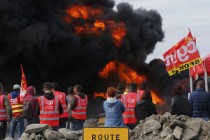 Francuska: Ponovo vodeni topovi na demonstrante