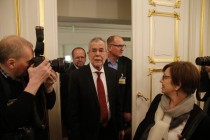 Austrija ima novog predsjednika: Alexander Van Der Bellen porazio radikalnog  desničara Norberta Hofera