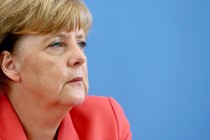 Merkel: Ojačati multilateralizam EU, NATO i UN