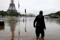 Poplave u Evropi, vodostaj Sene dostiže maksimum