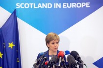 Sturgeon će pregovarati s Briselom o ostanku Škotske u EU