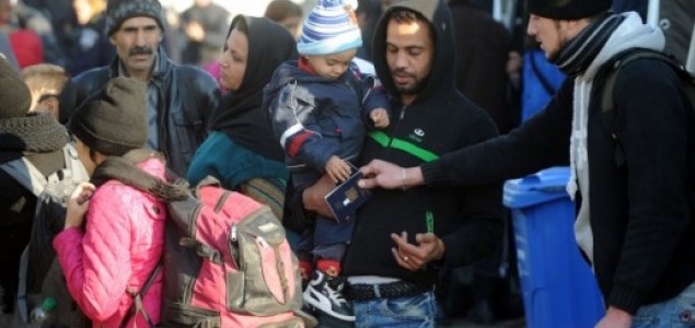 Austrijski ministar vanjskih poslova predlaže da se migrante drži na – otocima!