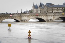 Pariz: Najviši vodostaj Seine u posljednjih 30 godina
