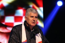 Hvala Dragane: Čović se odrekao svoje godišnje plaće kako bi mogao gledati Hrvatsku na BHRT-u