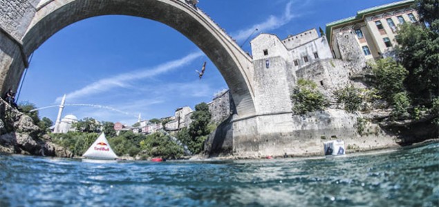 Navratil i Richard pobjednici Red Bull Cliff Diving takmičenja u Mostaru