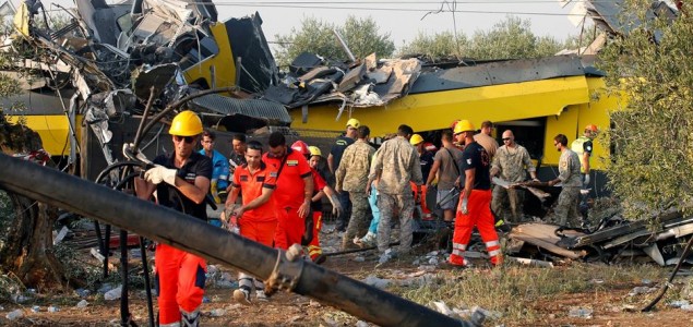 Pakistan: Poginulo 27 ljudi u sudaru dva autobusa