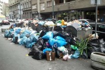 Do kraja dana 800 tona smeća na ulicama Sarajeva