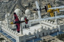 Red Bull Air Race: Piloti letjeli iznad predsjedničke palate u Abu Dhabiju, nova sezona počinje u petak