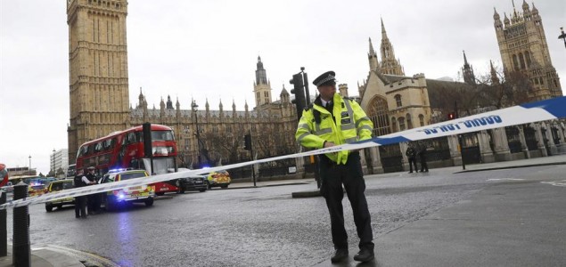 Napad u Londonu: Dvije osobe smrtno stradale