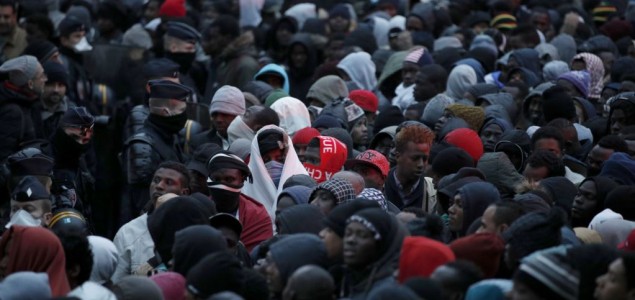 Evakuacija migrantskog naselja u Parizu
