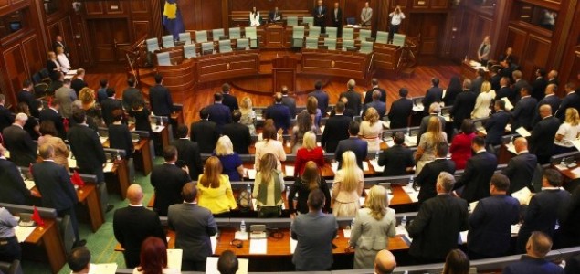 Kosovo: Kritika kafanskih heroja