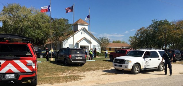 Brojne žrtve u pucnjavi u crkvi u Teksasu