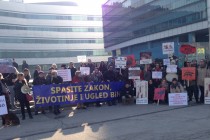 Zatvorimo farme krzna u BiH! Održani protesti u Sarajevu,Tuzli i Beogradu
