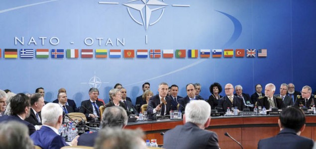 Stoltenberg: Makedoniji poziv u NATO kada riješi spor o imenu