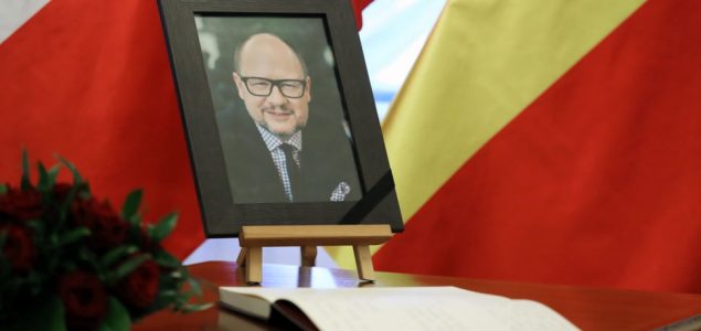 Desetine hiljada građana odalo počast ubijenom poljskom gradonačelniku