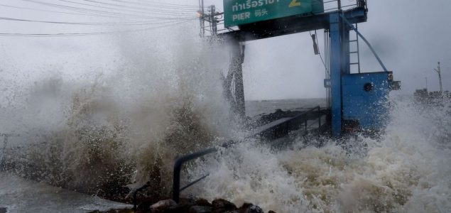 Tajland: Evakuisano 30.000 ljudi zbog poplava nakon tropske oluje