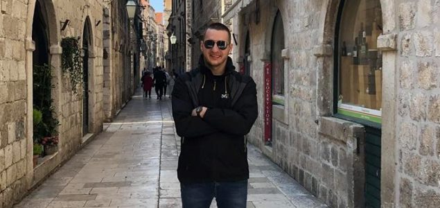 Mustafa Mehić: “Imamo idealno društvo – djeca iz osnovne škole Mustafa Busuladžić sele se u studentski dom Radovan Karadžić”