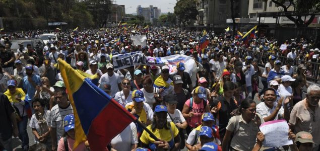 Građani plaćaju ceh visokih uloga u Venecueli