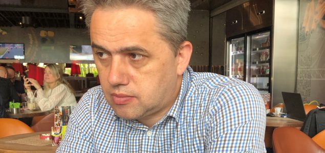 Amer Obradović: “Etničke poglavice upravljaju a mi smo samo slučajni prolaznici”