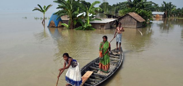 U Indiji uslijed poplava ugroženo više od 63.000 ljudi