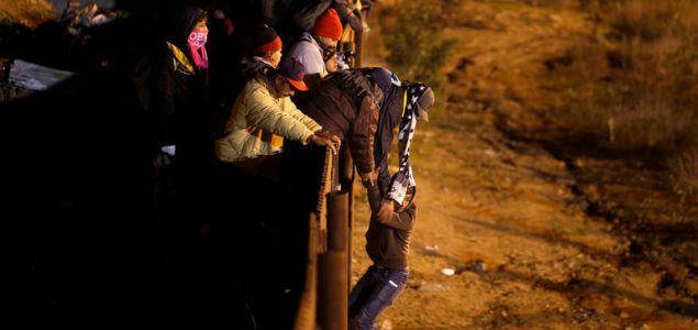 Smanjen broj pritvorenih migranata zahvaljujući Meksiku