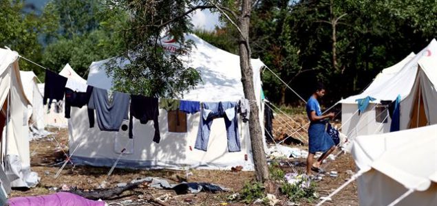 Bihać na korak do humanitarne katastrofe: Migranti polovili obroke i spavali na otvorenom
