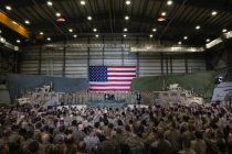 Trump kod trupa u Afganistanu: „Talibani hoće dogovor“