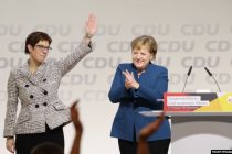 Odlazak ‘mini Merkel’ otvara pitanje političkog smjera Njemačke