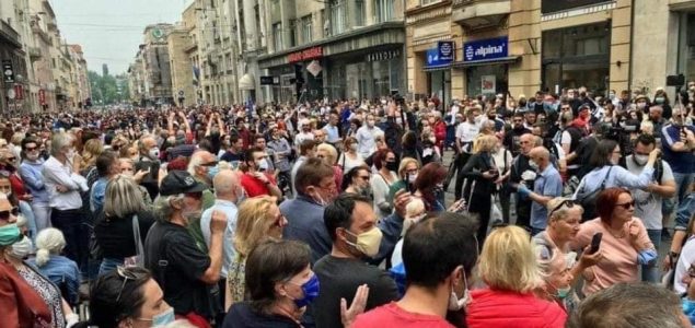 Svijet se opet divi Sarajevu: Svjetski mediji prenijeli vijest o protestima protiv fašizma