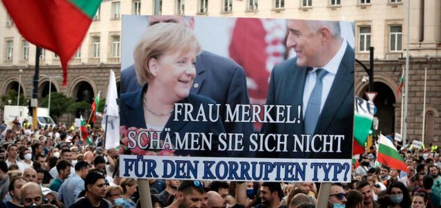 Trka za naslednika Angele Merkel bez puno entuzijazma