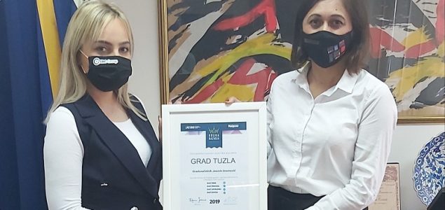 Gradonačelniku Tuzle dodijeljeno priznanje Kruna razvoja privrede; Jasmin Imamović: ‘Ovo je priznanje za sve nas’