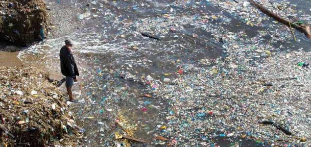 U Mediteranu godišnje završi 230.000 tona plastičnog otpada