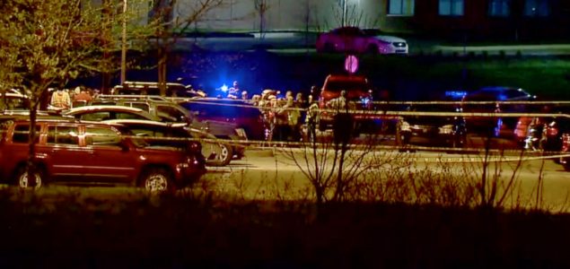 Osam ljudi ubijeno u pucnjavi u objektu FedExa u Indianapolisu