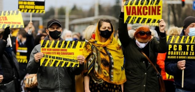 Danas novi protest u Sarajevu, građani traže smjenu vlasti i nabavku vakcina