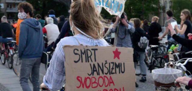 Masovni protest u Ljubljani protiv vlade Janeza Janše