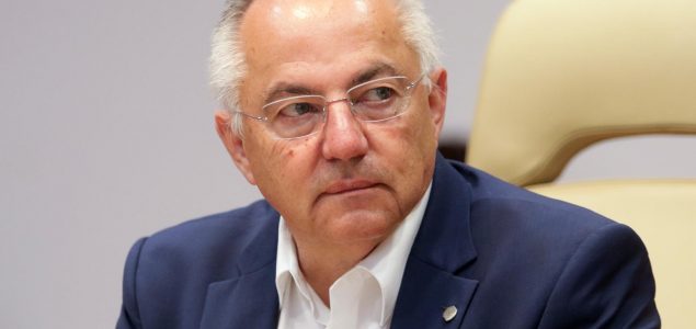 Juratović: Izetbegović, Čović i Dodik sarađuju, podijelili su institucije, a u političkim odlukama se kao koče