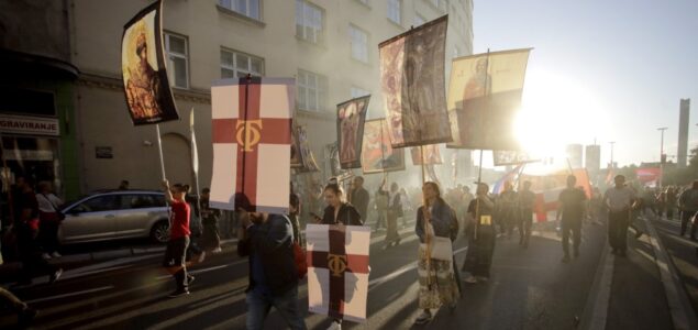 Moleban’ i protest desničara protiv Evroprajda u Beogradu