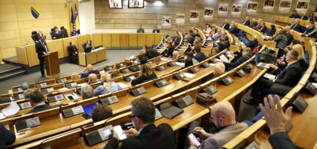 AFERA ŠIHT-LISTE: Nakon tekstova Inforadara i reakcije Tužilaštva, u Parlamentu FBiH pokušavaju da zametnu tragove korupcije
