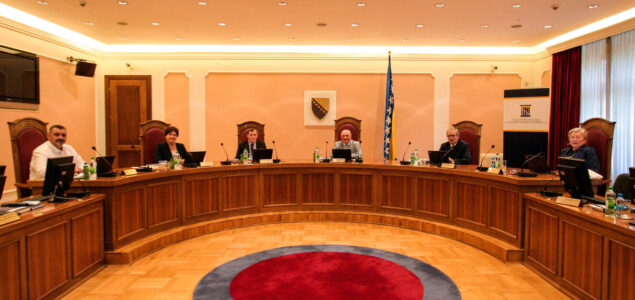 Ustavni sud BiH odgodio odlučivanje o Schmidtovim izmjenama izbornog zakona