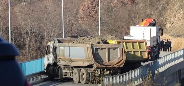 KFOR uklonio poslednje barikade na sjeveru Kosova