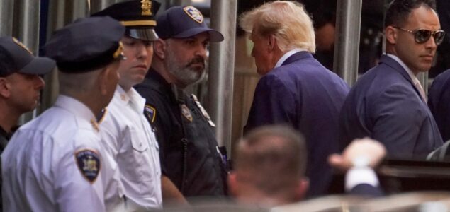 Donald Tramp uhapšen u sudu u Njujorku
