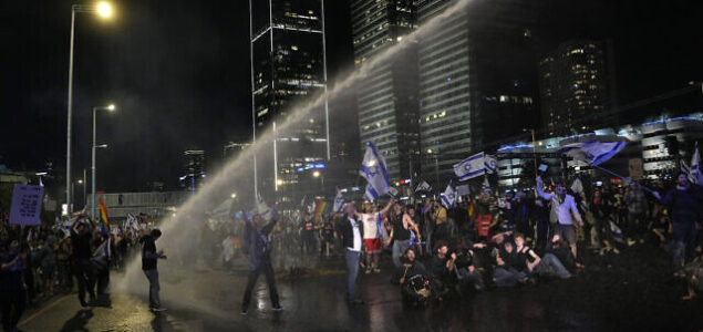 Nastavljaju se protesti protiv reforme pravosuđa u Izraelu uprkos nasilju