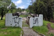 Nacistički simboli ponovo iscrtani na Partizanskom spomen-groblju u Mostaru
